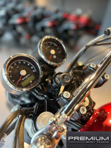 royal_enfield_interceptor_650__614b8d6d_processed.jpg