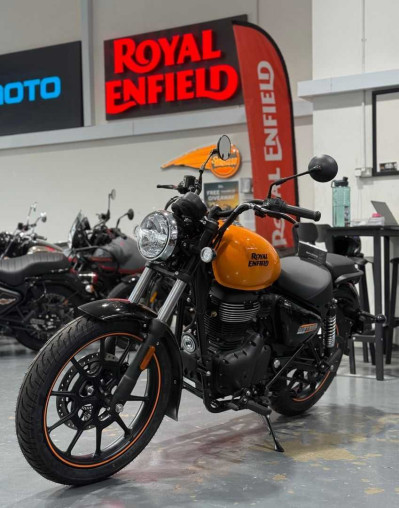 royal_enfield_meteor_350_fireb_88539b05_processed.jpg