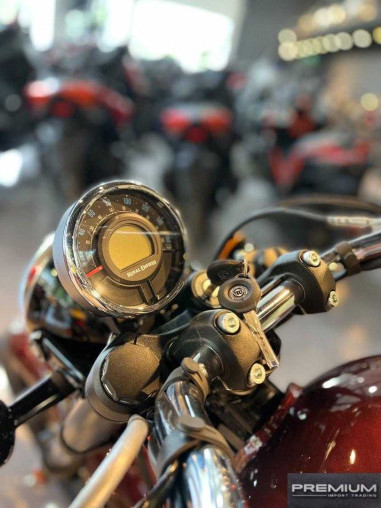 royal_enfield_meteor_350_stell_46792d51_processed.jpg
