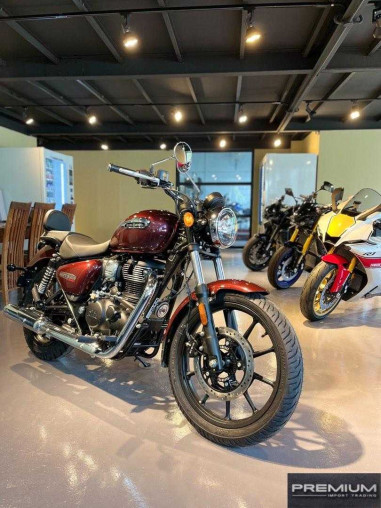 royal_enfield_meteor_350_stell_49ae5cd3_processed.jpg