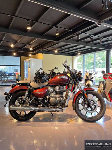 royal_enfield_meteor_350_stell_4b99b09d_processed_converted.avif