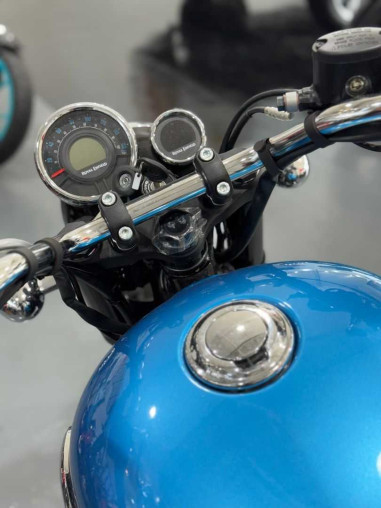 royal_enfield_meteor_350_super_83658879_processed.jpg