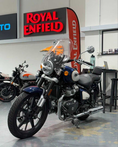 royal_enfield_super_meteor_650_33f2cb69_processed.jpg