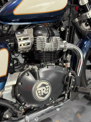 royal_enfield_super_meteor_650_cef60fa5_processed.jpg
