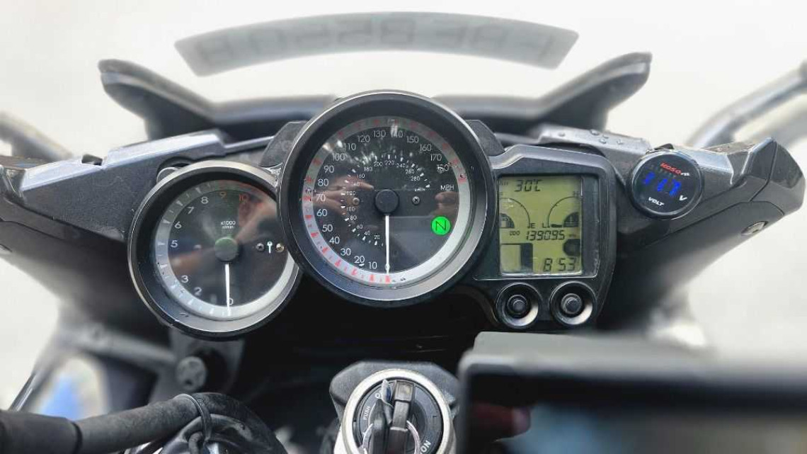 used_yamaha_fjr1300__ultimate__4bcb2f82_processed.jpg