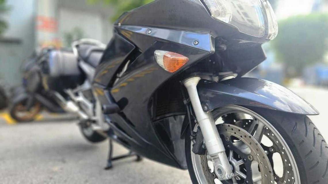used_yamaha_fjr1300__ultimate__aa1bc70e_processed.jpg