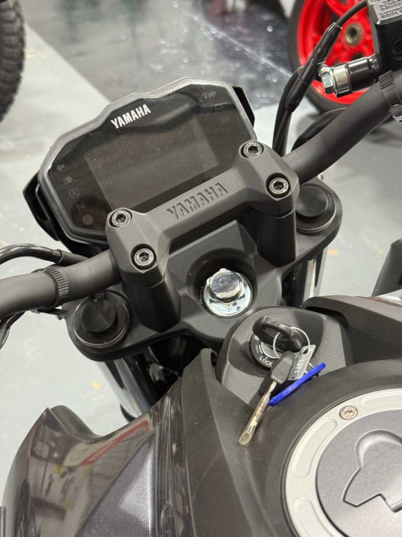 yamaha_fzs_hybrid_fzs150_v4_17_98bc680b_processed.jpg