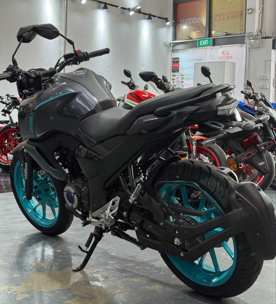 yamaha_fzs_hybrid_fzs150_v4_17_a1fb7610_processed.jpg