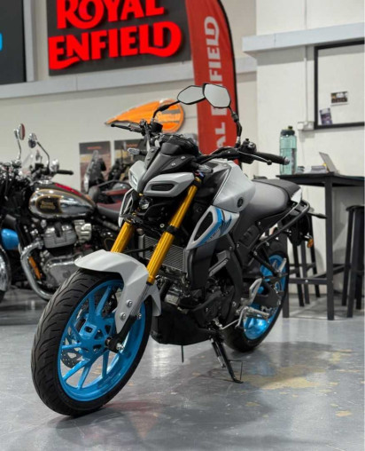 yamaha_mt15_tft_abs__176103230_6f65d4f1_processed.jpg