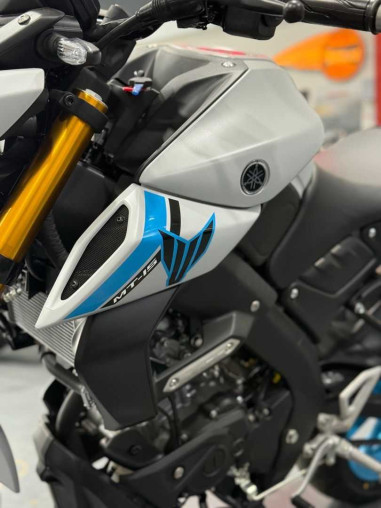 yamaha_mt15_tft_abs__176103230_936f7478_processed.jpg