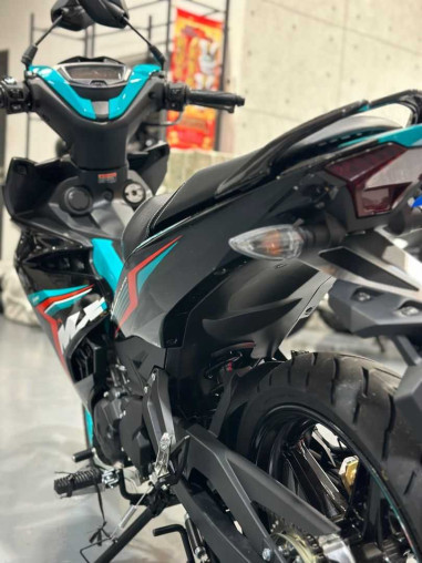 yamaha_mx_king_150_1711102320__3fe2578b_processed.jpg