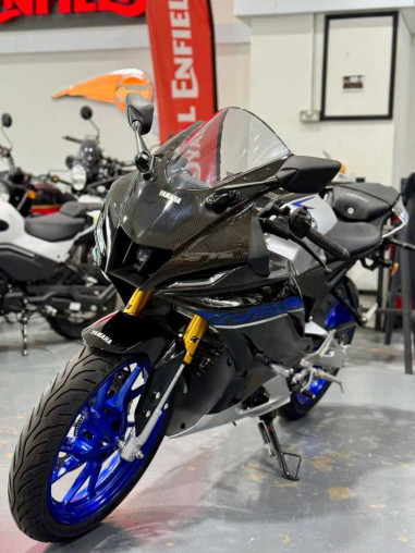 yamaha_r15m_abs_1741685911_10c_8f1d7649_processed.jpg