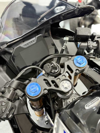yamaha_r15m_abs_1741685911_155_a5ba789c_processed.jpg