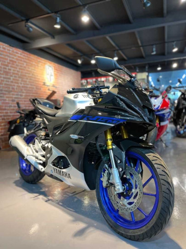 yamaha_r15m_v4_1742194964_2ce6_27cd4d6b_processed_converted.avif