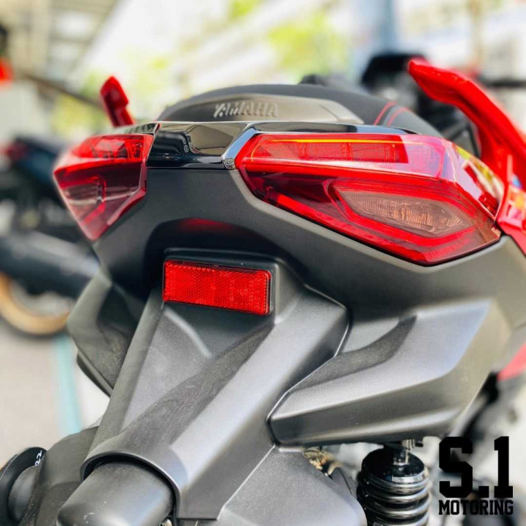 yamaha_xmax_300_2023_model_167_ea5b378d_processed.jpg