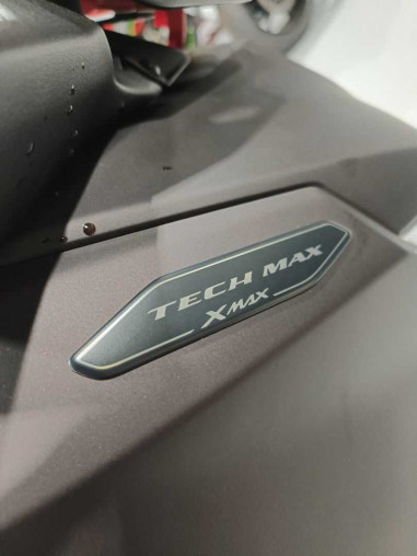yamaha_xmax_300_tech_max_17092_6a56a39b_processed.jpg