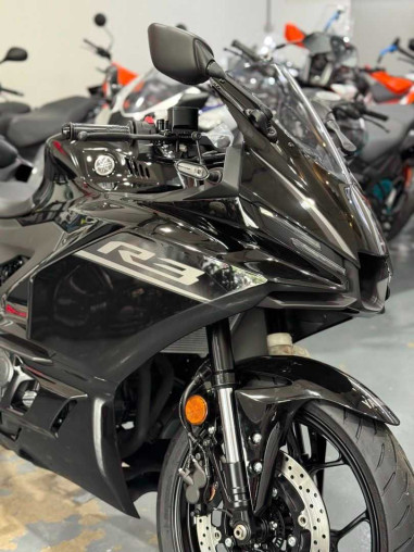yamaha_yzfr3_1772695981_89fb68_711f5eaf_processed.jpg