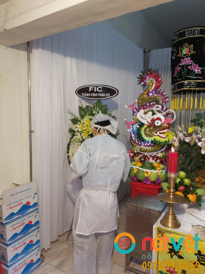 Viếng màu trắng