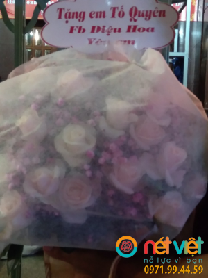 Giỏ hoa tự thiết kế