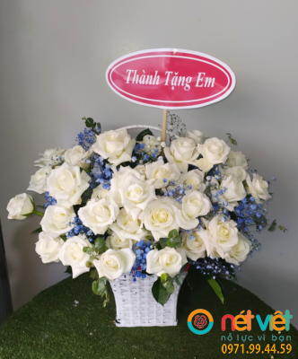 giỏ 40 bông hồng trắng