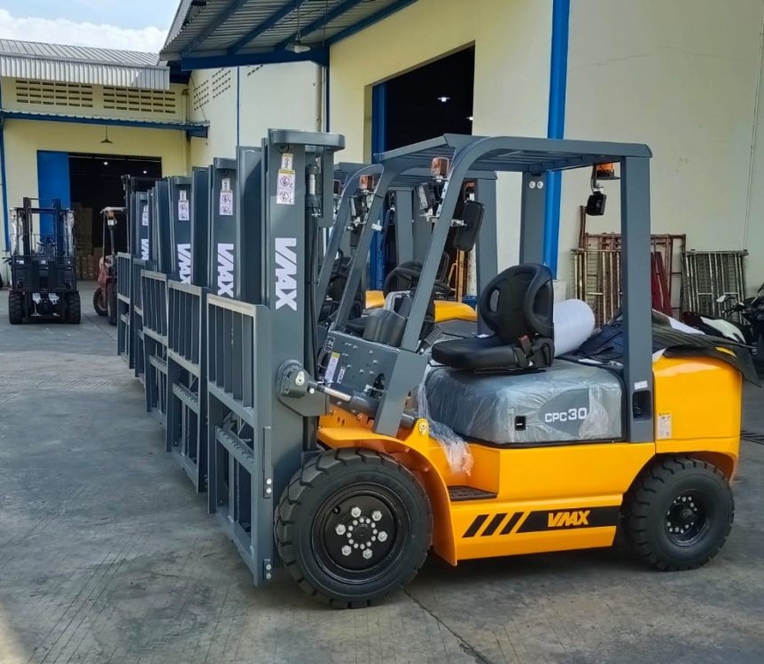 Forklift Solo Surakarta 3.jpg