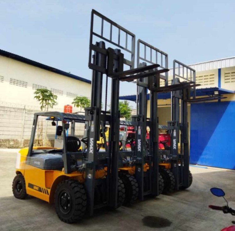 Forklift Solo Surakarta 5.jpg