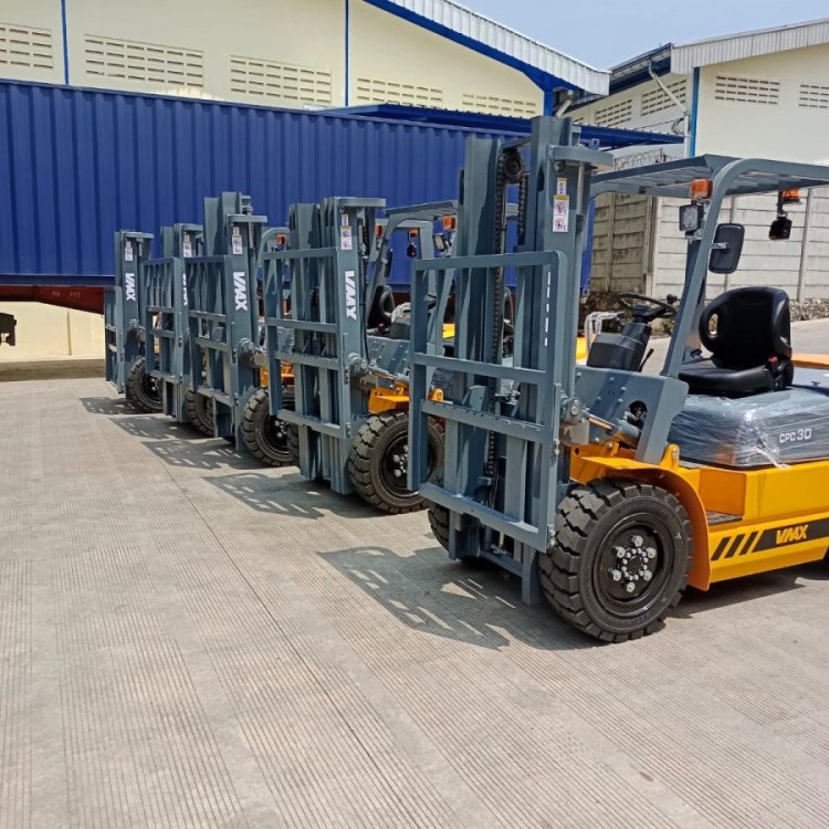 Forklift Solo Surakarta 7.jpg