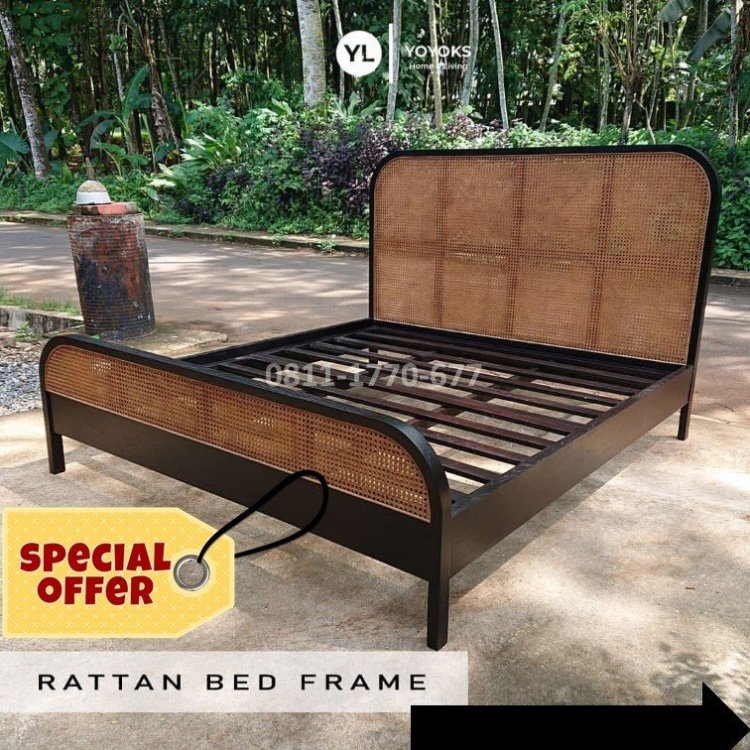 TTA65 tempat tidur kayu jati minimalis modern.jpg