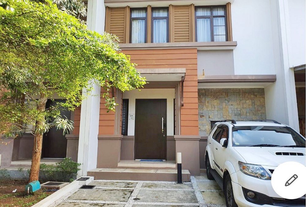Rumah Dijual di Nusa Loka BSD Dekat Pasar Modern BSD City, Sekolah Santa Ursula, Pintu Tol BSD jakarta, Stasiun Rawa Buntu
