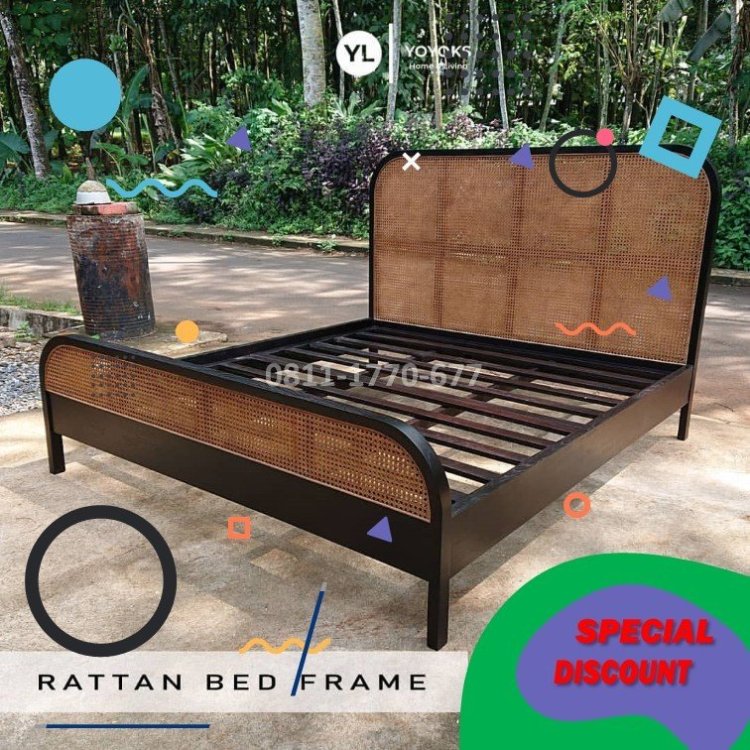 TTA60 tempat tidur bayi dari kayu.jpg