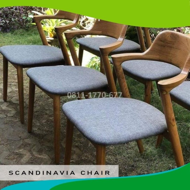 KC8 kursi panjang kayu.jpg