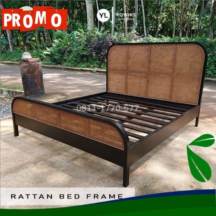 TTA2 tempat tidur kayu jati.jpg