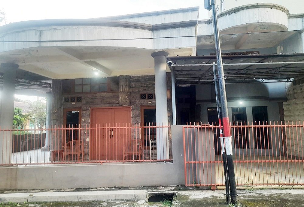 Rumah Dijual BU di Komplek Pertamina Jatiwaringin Bekasi Dekat Pasar Pondok Gede, RS Masmitra Jati Makmur, Pintu Tol Becakayu