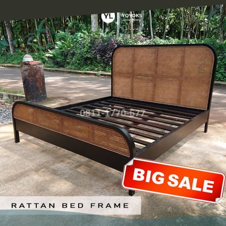 TTA38 tempat tidur kayu.jpg