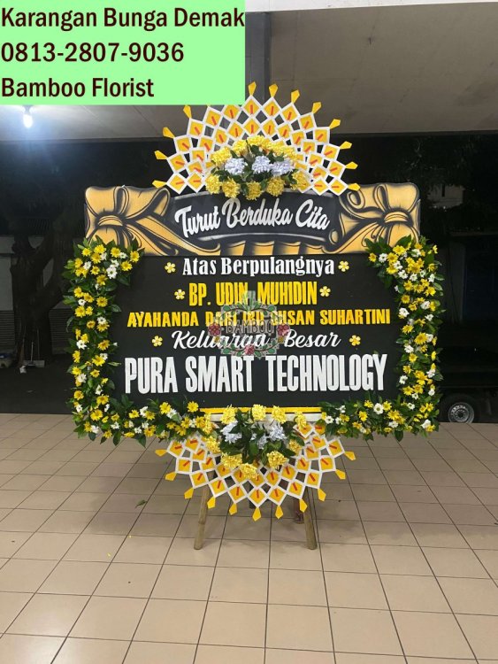0813-2807-9036 Bamboo Florist, papan bunga pernikahan Demak yang murah.jpg