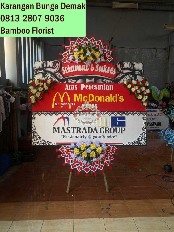 0813-2807-9036 Bamboo Florist, bunga papan happy wedding Demak yang bagus.jpg