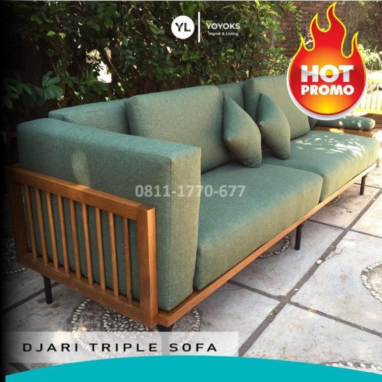 KF20 kursi kayu santai.jpg