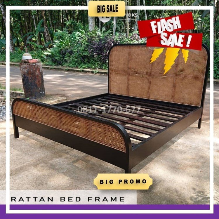 TTA53 tempat tidur dari kayu.jpg