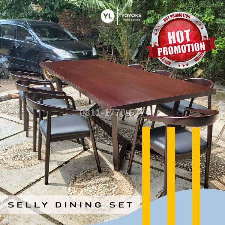 SMA48 set meja makan kayu.jpg