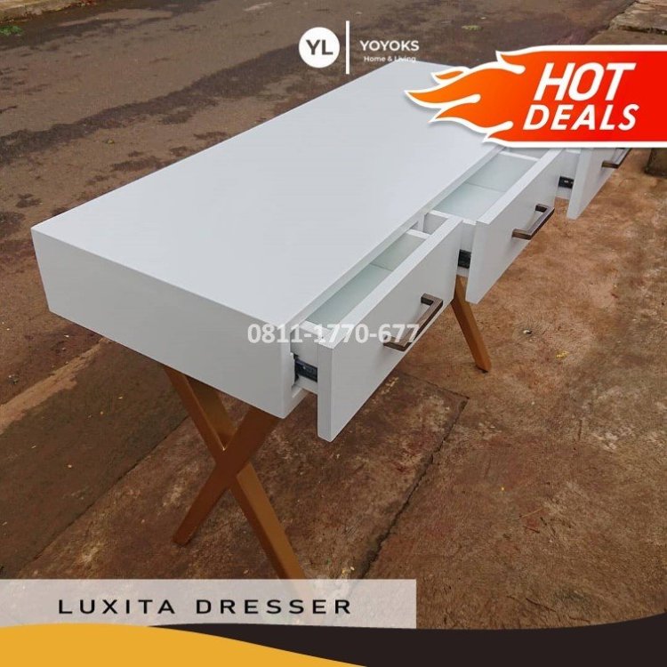 RB46 rak bunga dari kayu.jpg