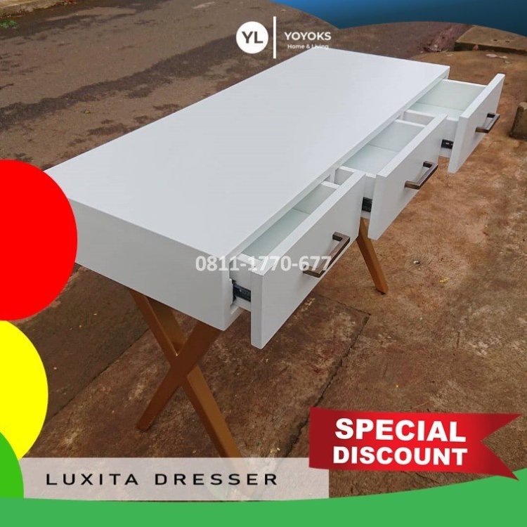 RB19 rak buku dari kayu.jpg