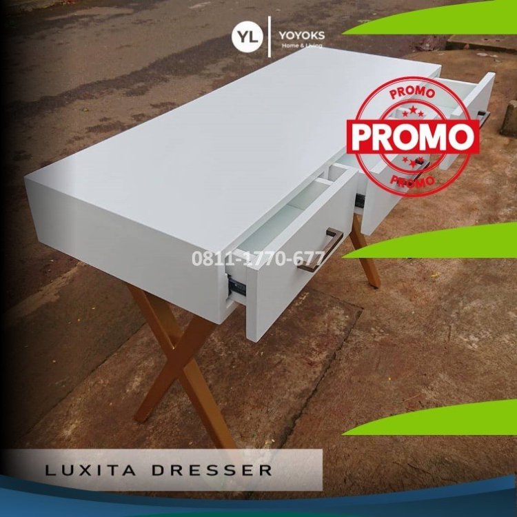 RB21 rak buku kayu.jpg