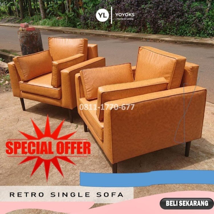 KG62 kursi kayu teras.jpg