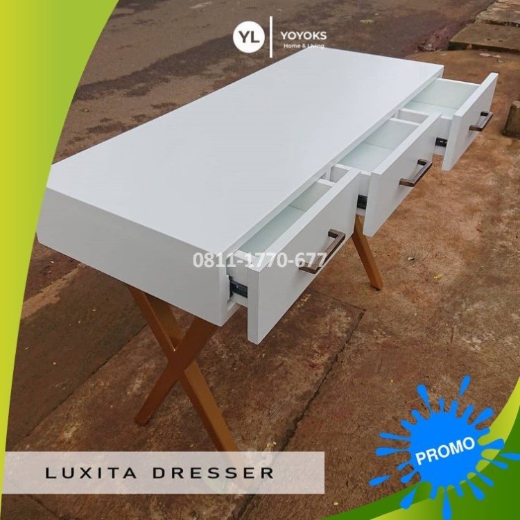 RB12 rak sepatu minimalis.jpg