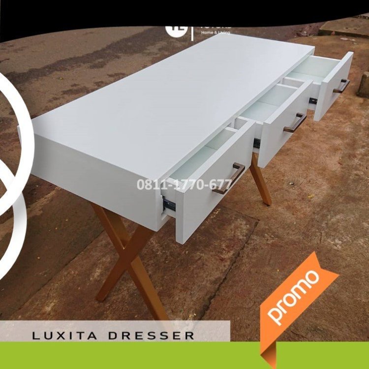 RB23 rak kayu susun.jpg