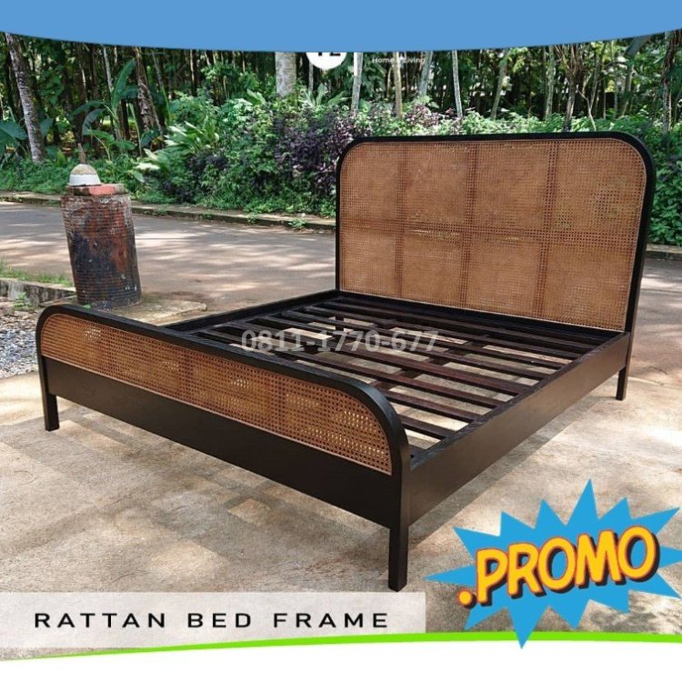 TTA11 tempat tidur kayu jati.jpg