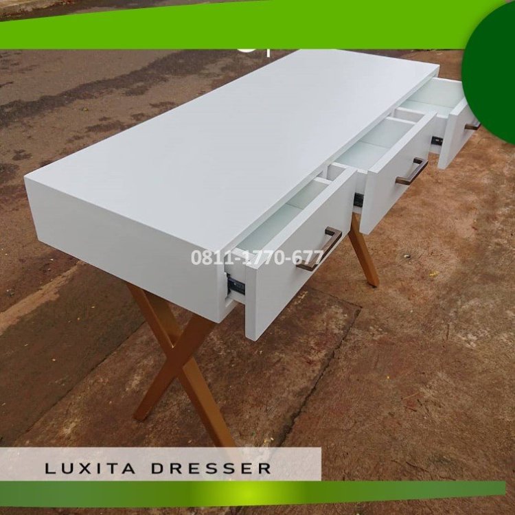 RB10 rak kayu susun.jpg