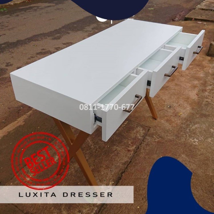 RB73 lemari jati 2 pintu.jpg