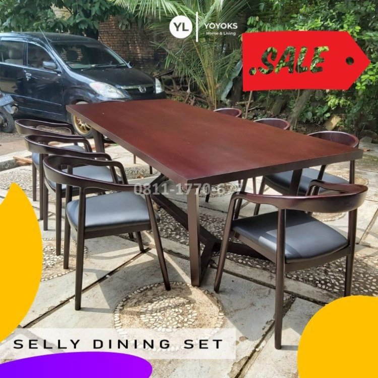 SMA31 set ruang makan.jpg