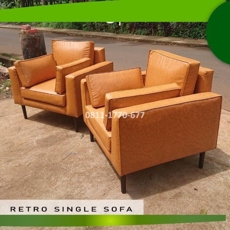 KG10 kursi cafe kayu.jpg